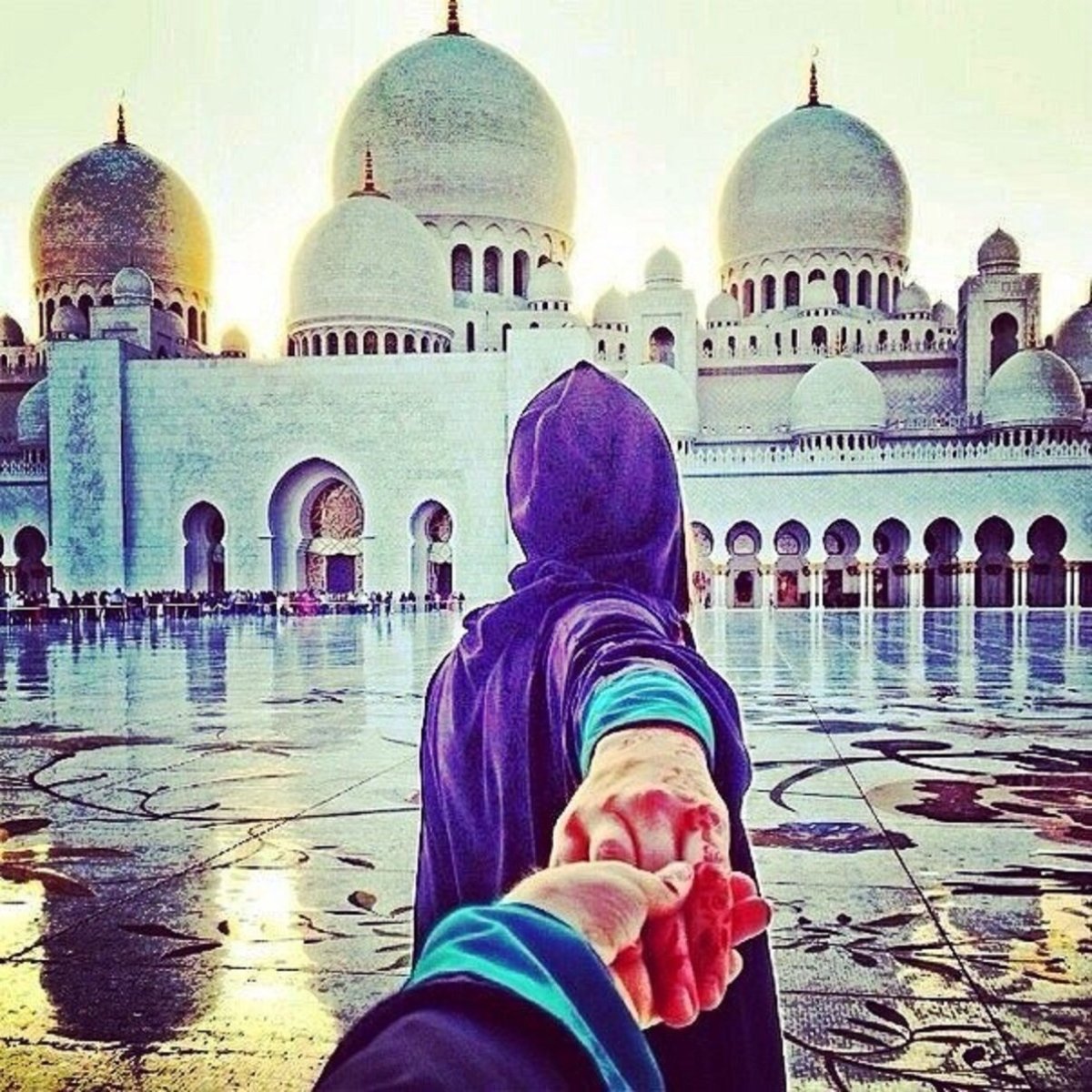 Коран и цветы для мужчины