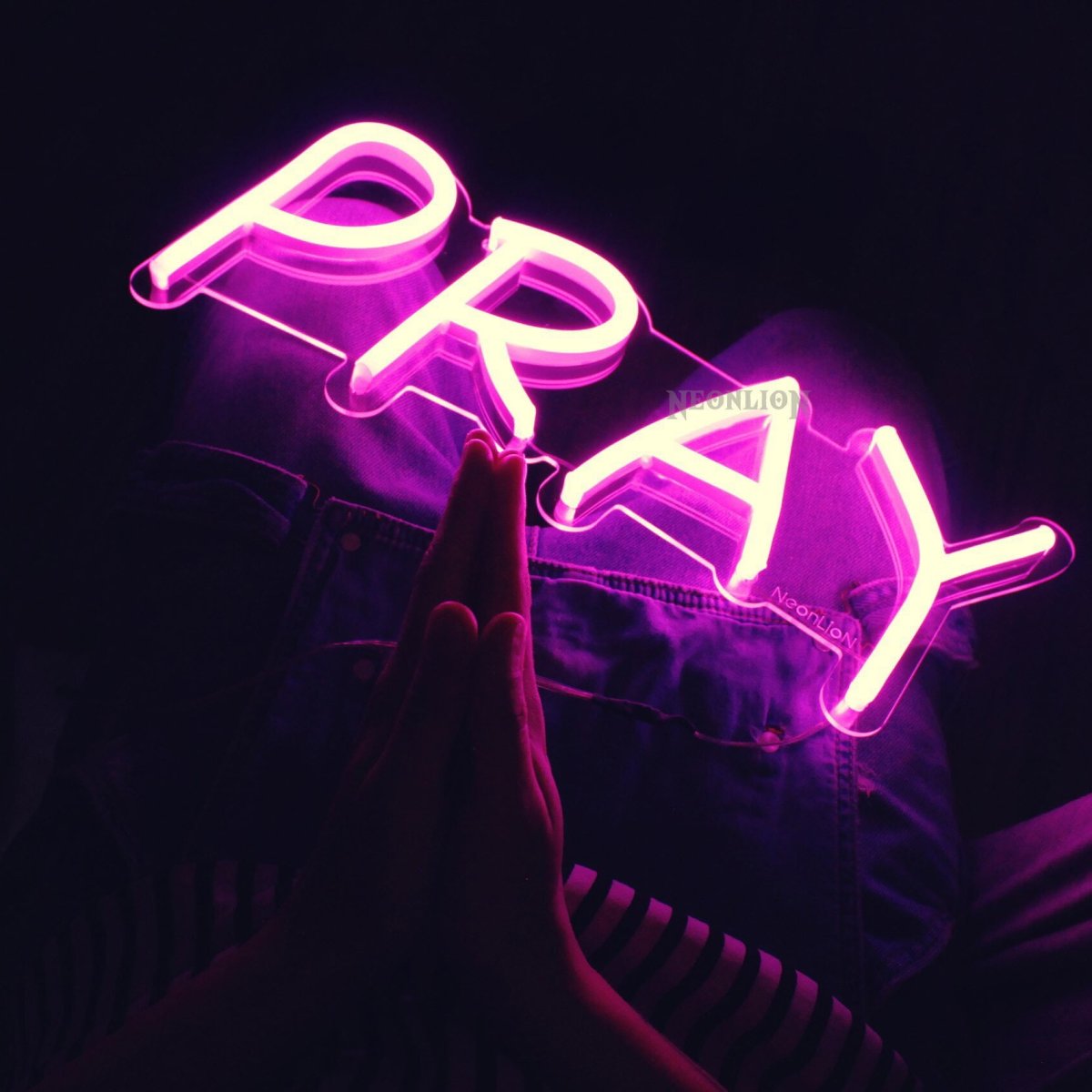 Аватарка для девушки блондинки