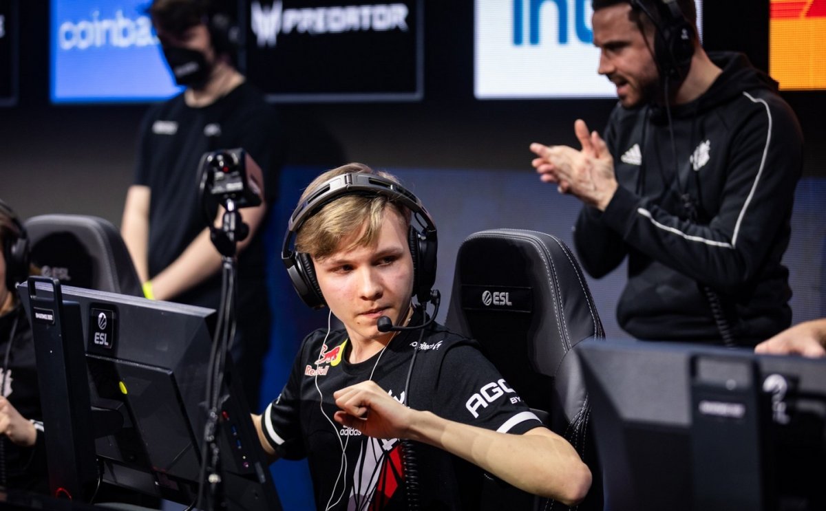 Илья m0nesy Осипов