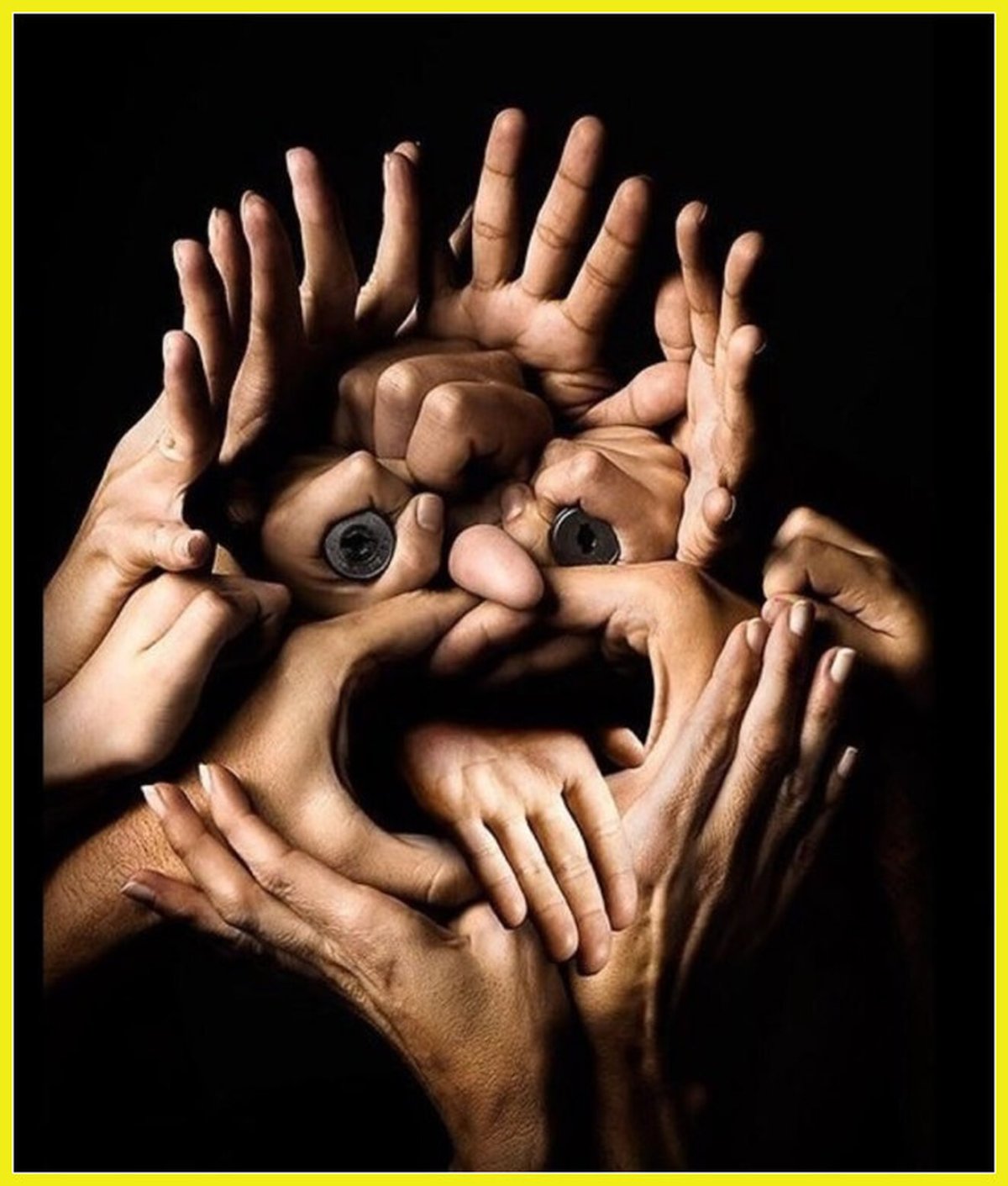 Ава для ватсапа для группы друзей