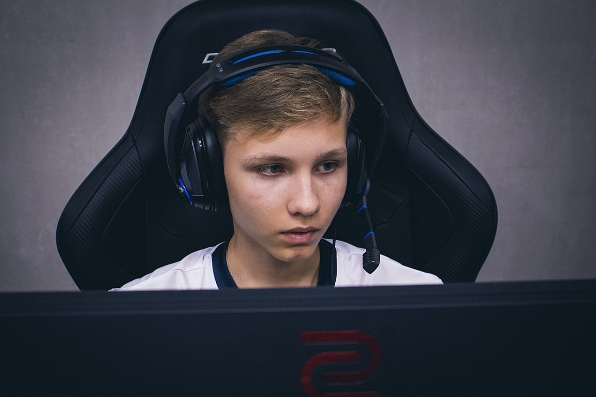 Twistzz Рассел Ван Далкен