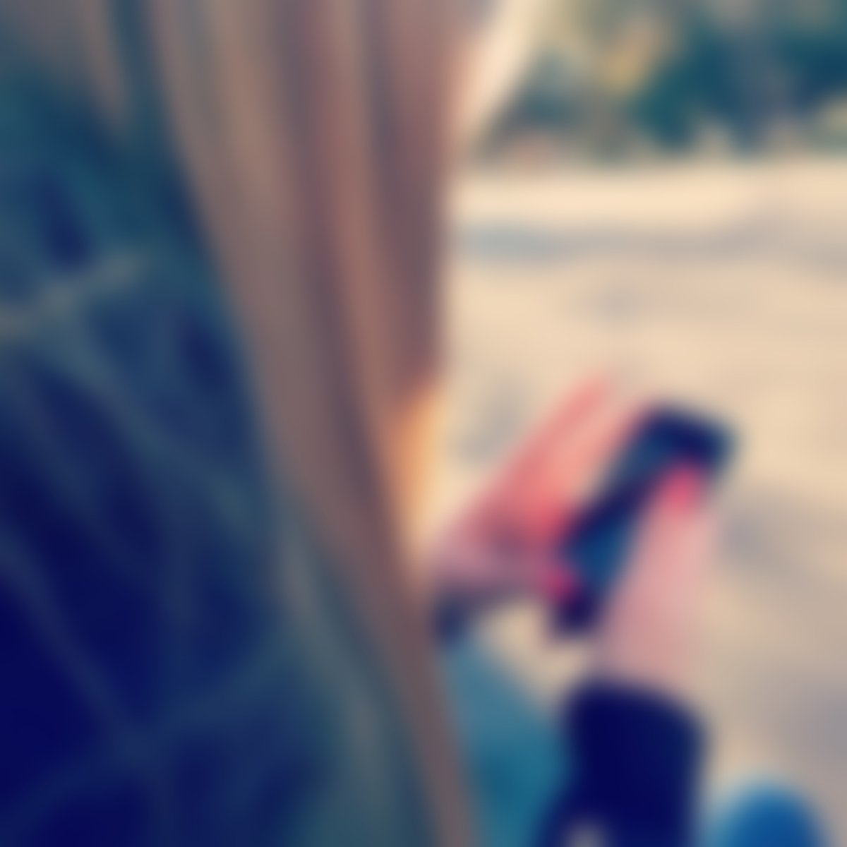 Брюнетка 12 лет без лица