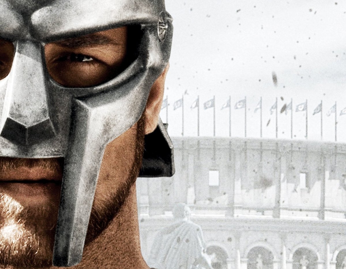 Рассел Кроу Гладиатор в шлеме