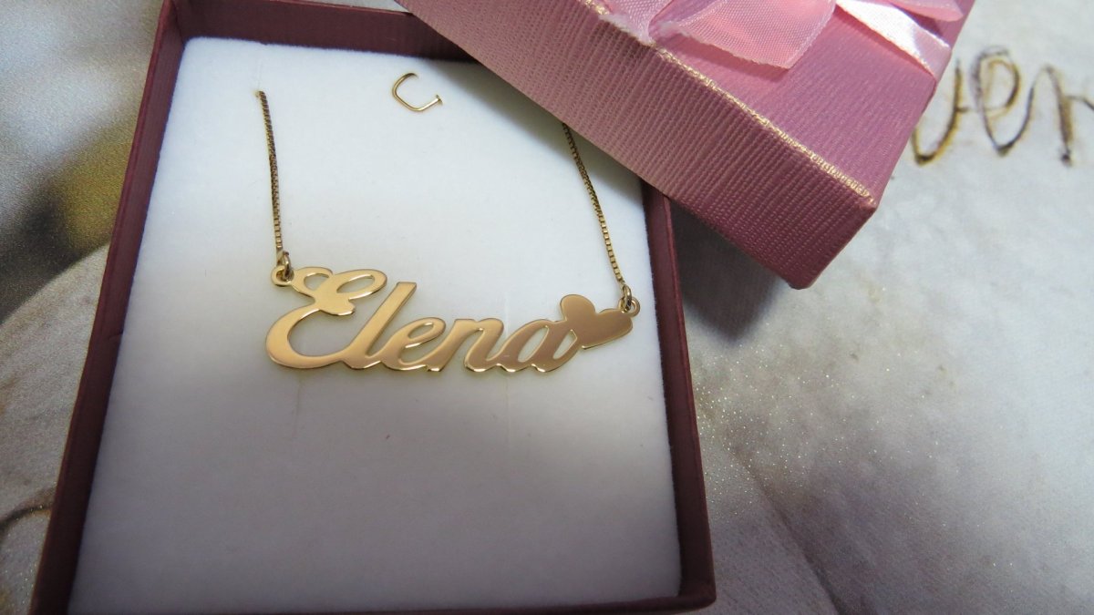 Имя Лена на красивом фоне