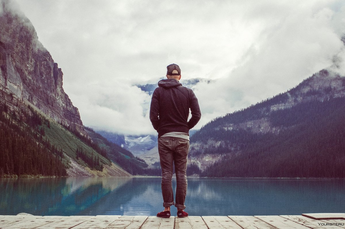 Красивый вид с человеком