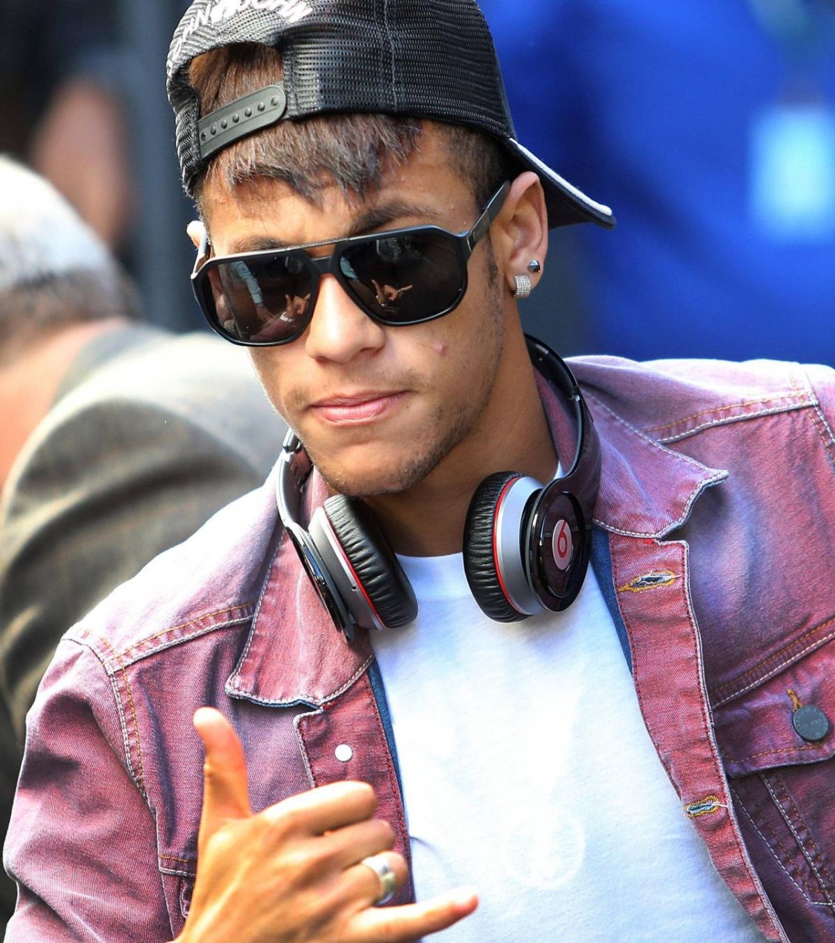 Парень в кепке