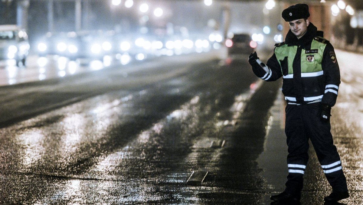 Машина полиции ночью