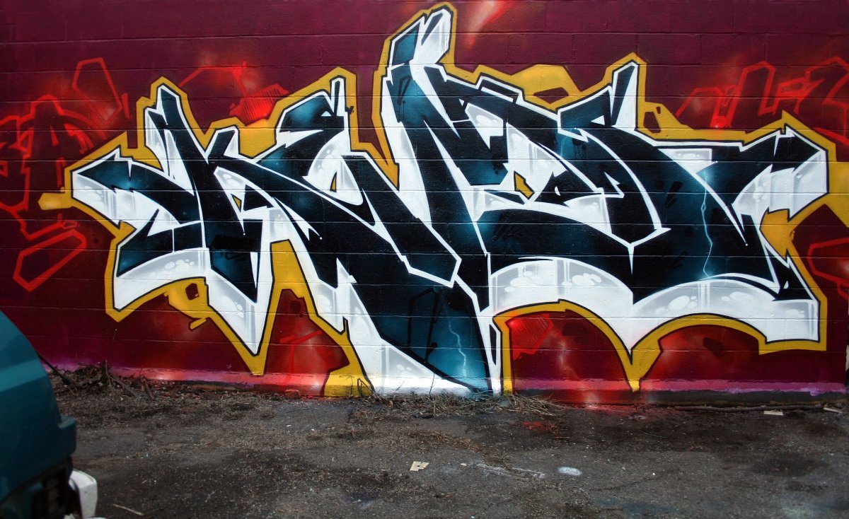 Граффити на стене