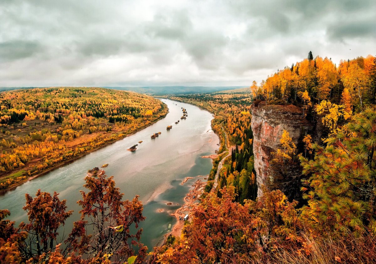 Урал река Усьва. Усьвинские столбы