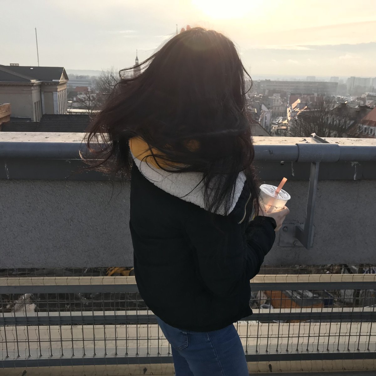 Эстетика девочек без лица