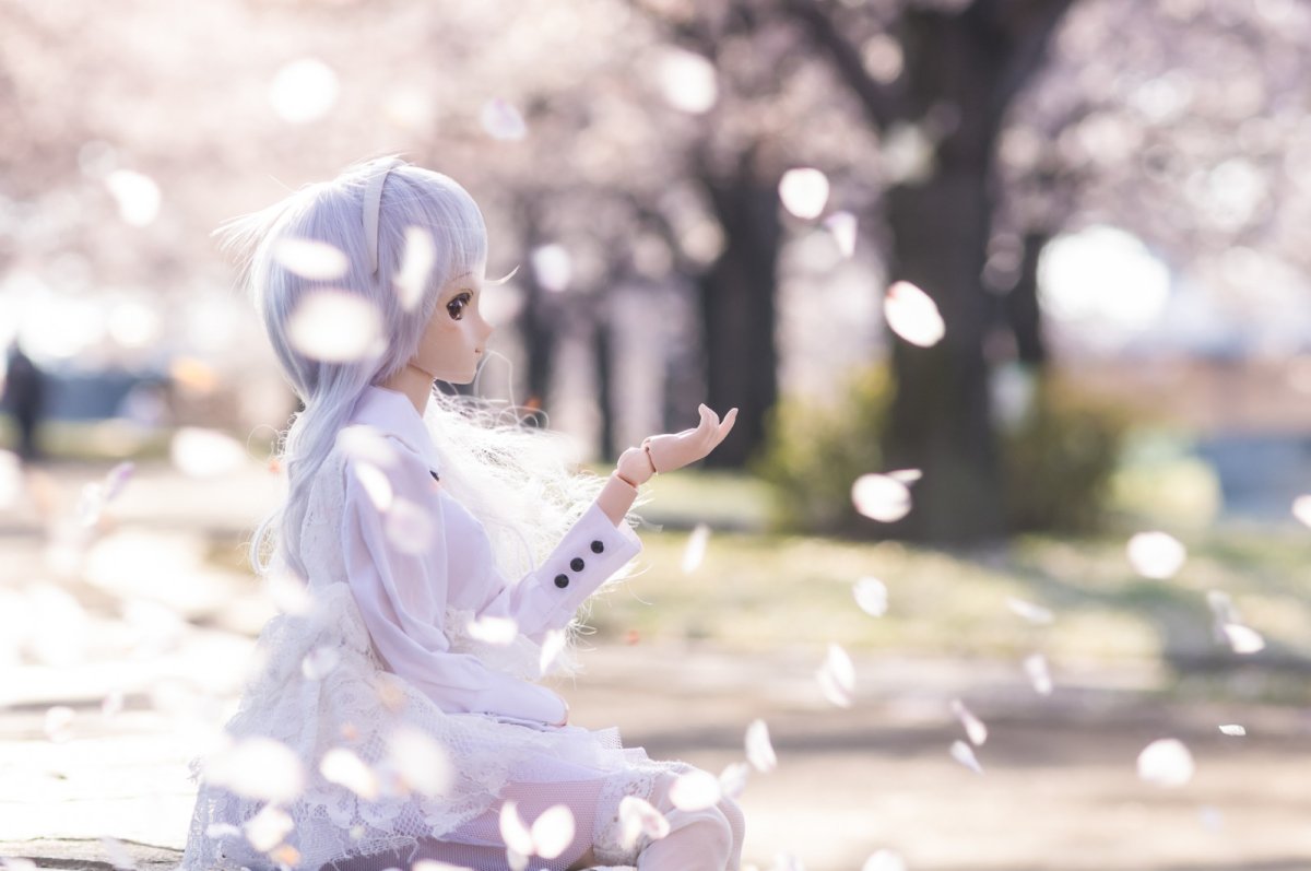 Снег девушка улица тепло одета