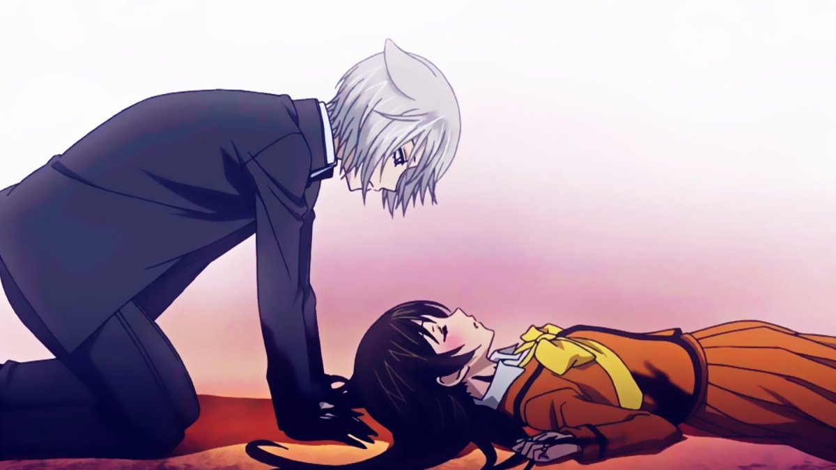 Аниме поцелуй Томоэ и Нанами