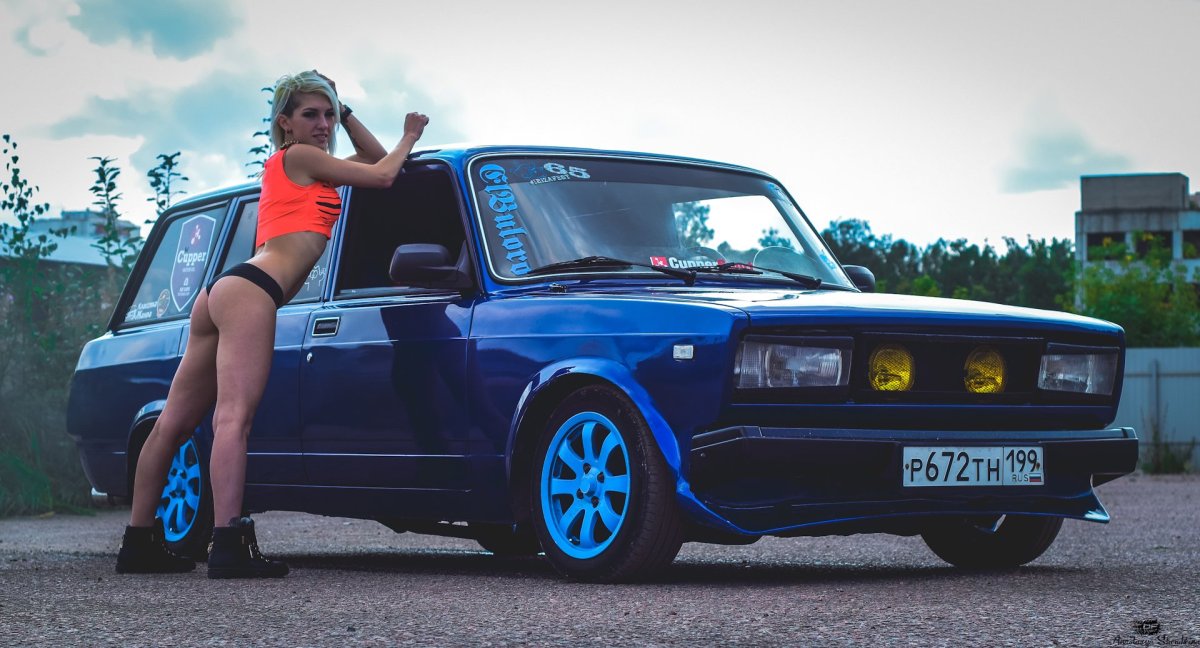 ВАЗ 2104 Боевая классика голубая