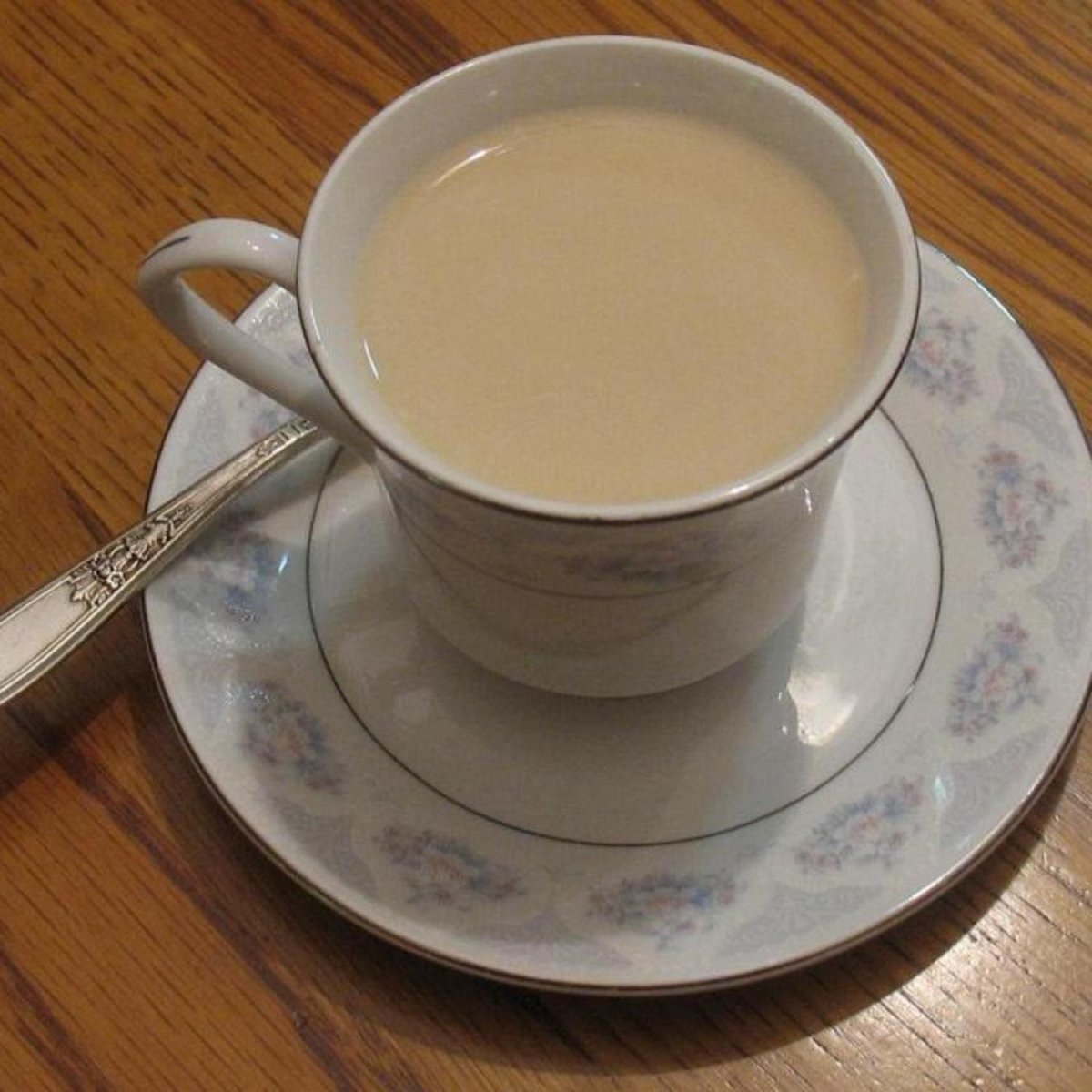 Чай с молоком