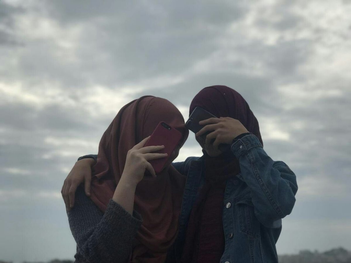 Лола Шакирова