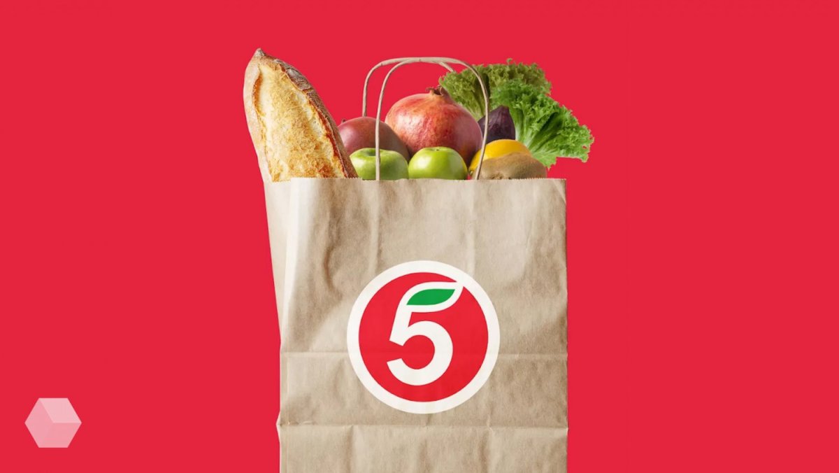 Вывеска магазина Пятерочка