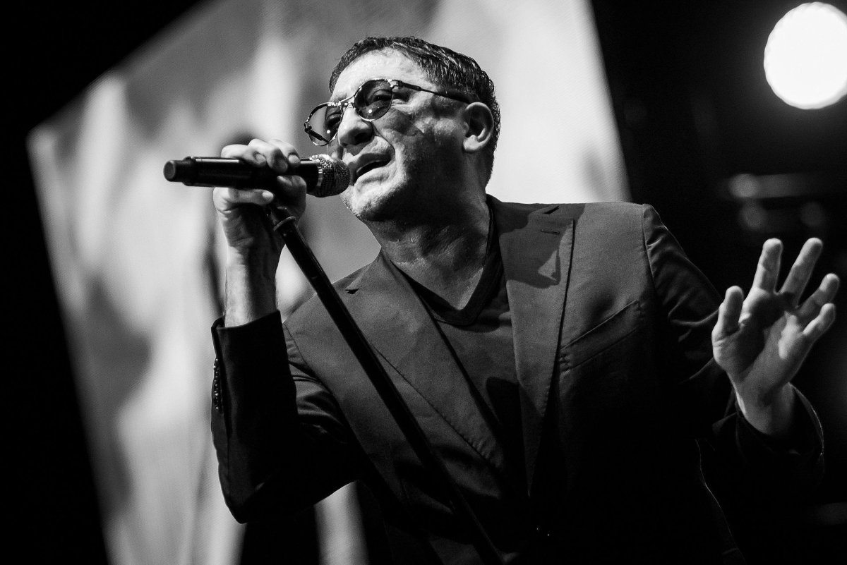 Григорий Лепс лицо