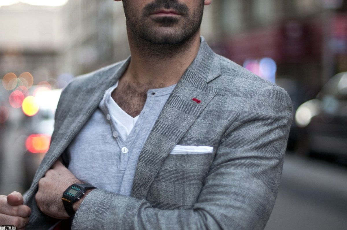 Мужчина в пиджаке